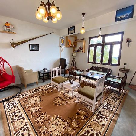 Redeem Cafe & Homestay ماكليود غانج المظهر الخارجي الصورة